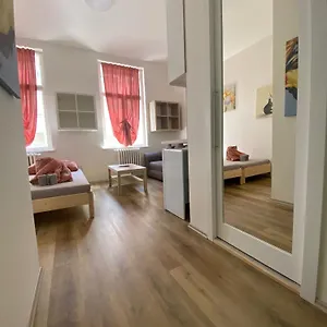 Garsoniera Centr, Na Hradbach 118 Apartament